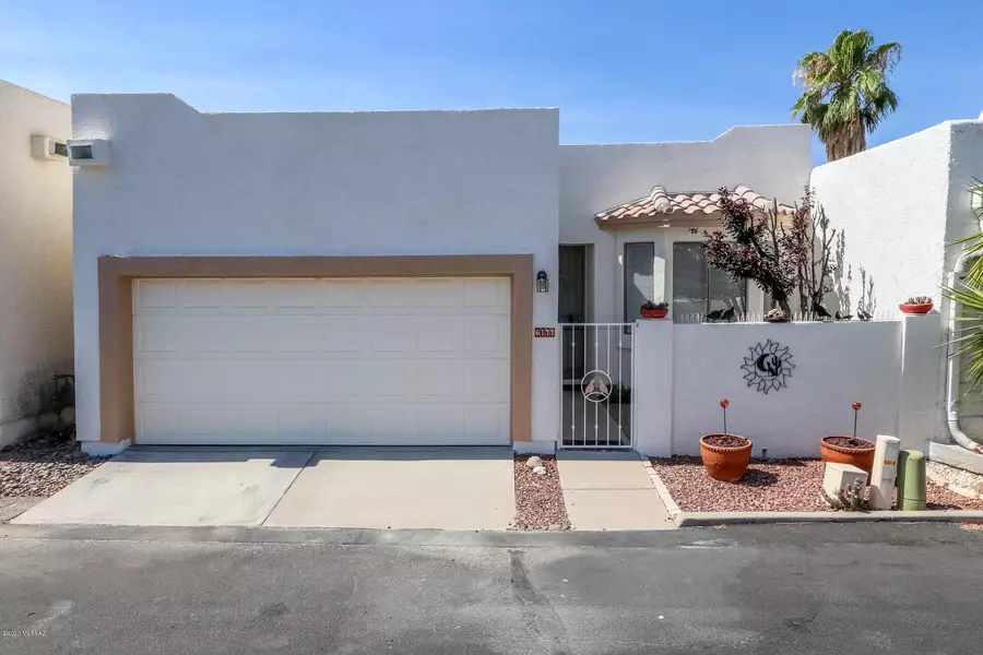 6177 W Greystone Loop, Tucson, AZ 85713