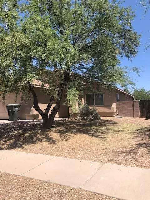 Tucson, AZ 85710,8129 E Sundew Drive