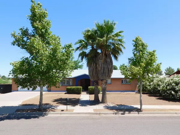 2020 E 13Th Street, Douglas, AZ 85607