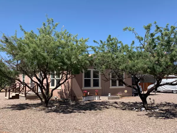 3108 W Mirasol Drive, Benson, AZ 85602