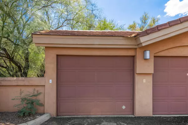 Tucson, AZ 85750,7050 E Sunrise Drive #6105