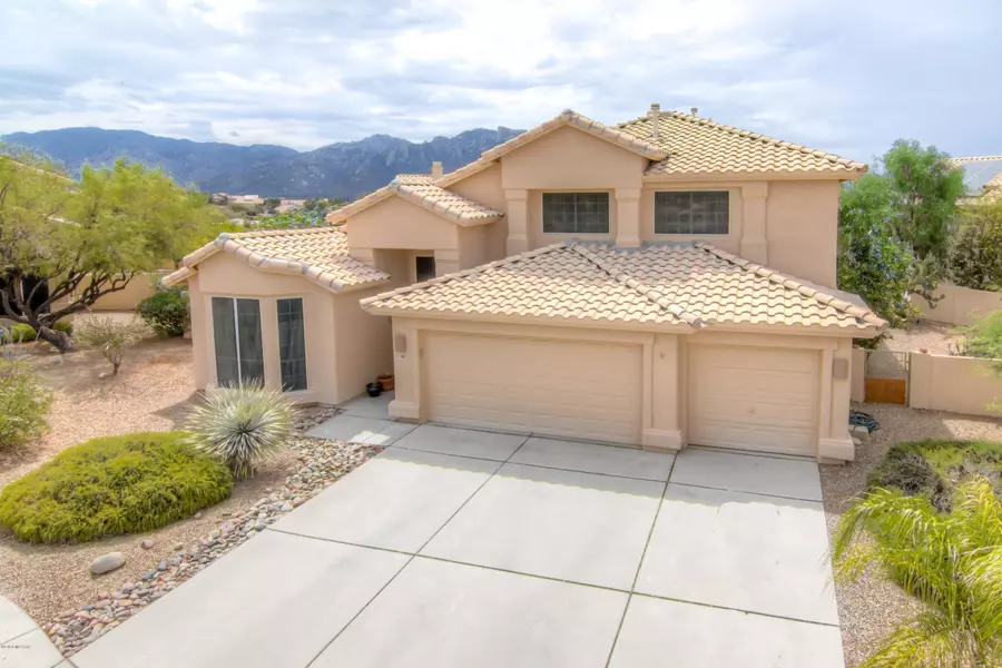 11268 N Running River Place, Oro Valley, AZ 85737