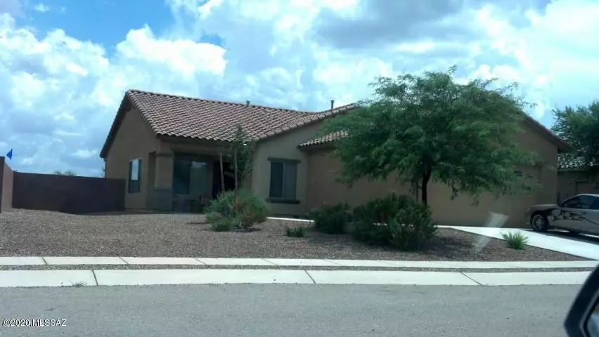 Benson, AZ 85602,997 S Throne Room Street