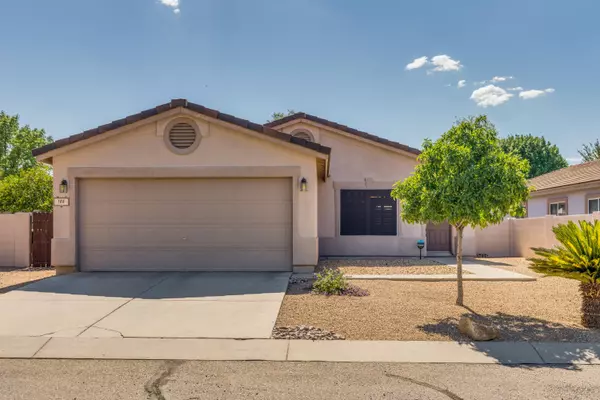 106 E Majesty Palm Place, Sahuarita, AZ 85629