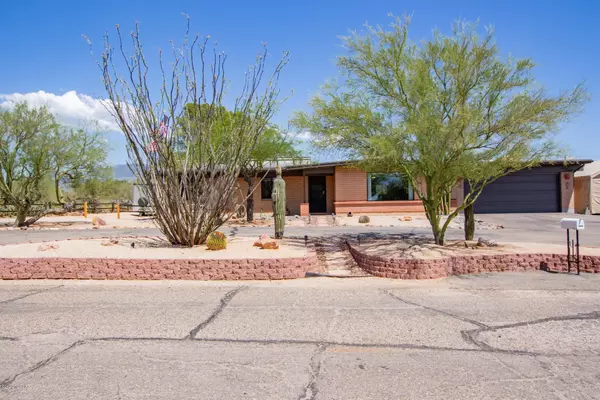 1801 S Placita Andujar, Tucson, AZ 85748