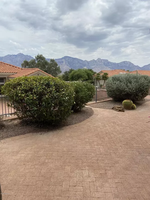 Oro Valley, AZ 85755,14330 N Caryota Way