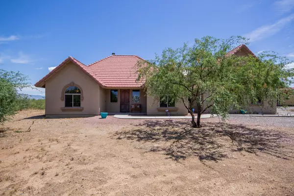 3941 E Sahuarita Road, Vail, AZ 85641