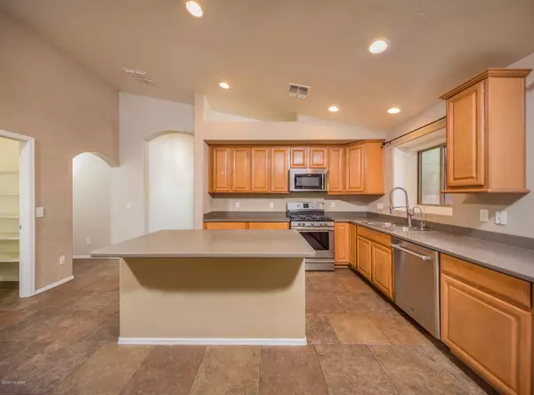 17380 S Sienna Summit Place, Vail, AZ 85641