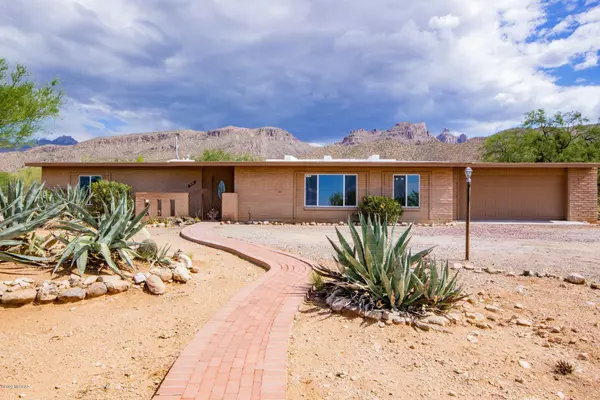 9441 E Ocotillo Drive, Tucson, AZ 85749