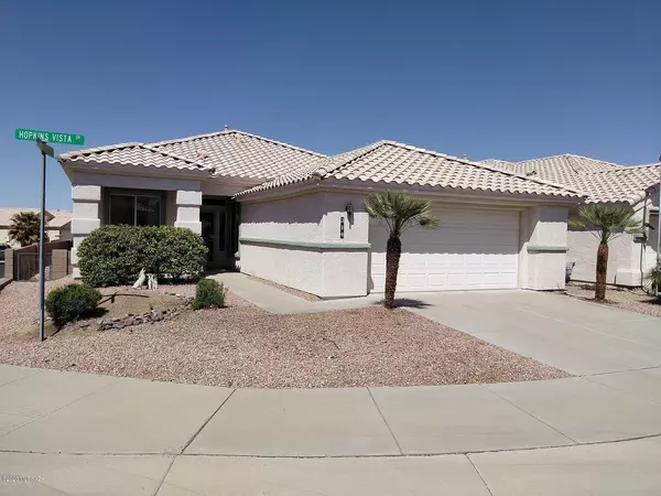 314 W Hopkins Vista Drive, Green Valley, AZ 85614