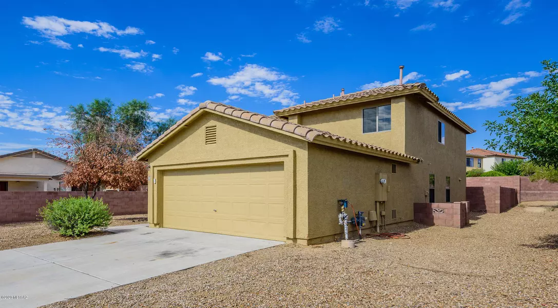 18304 S Dusk View Drive, Green Valley, AZ 85614