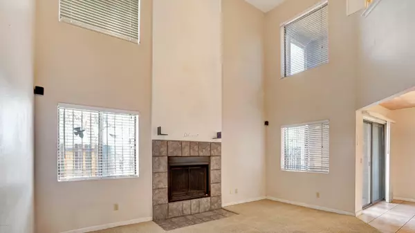 1949 N Swan Road ##22, Tucson, AZ 85712