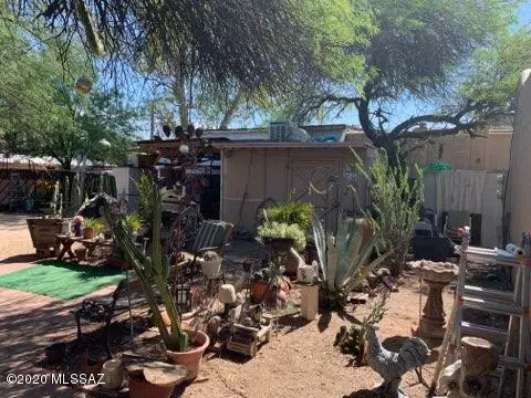 Tucson, AZ 85705,214 W Flores Street