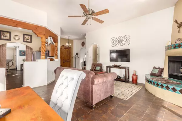 Tubac, AZ 85646,102 Sutter Place