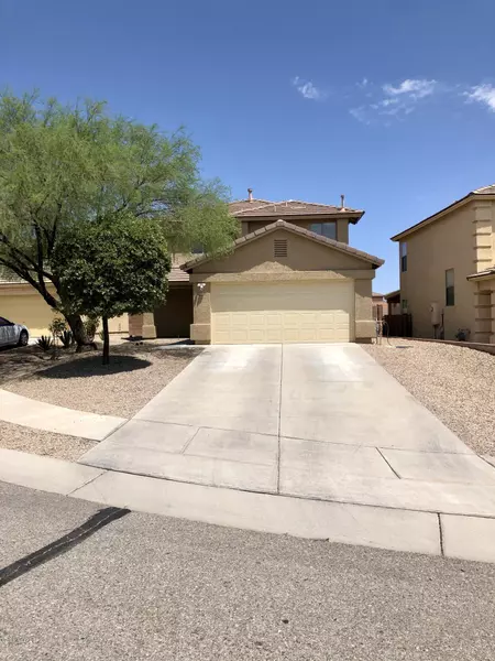 766 W Flaming Arrow Drive, Green Valley, AZ 85614