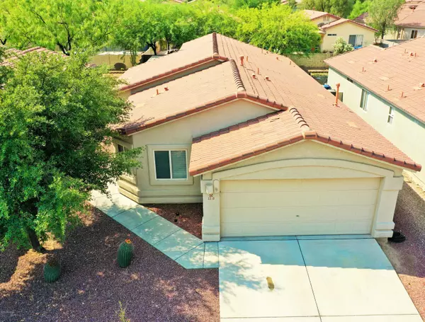 2213 W Painted Sunset Circle, Tucson, AZ 85745
