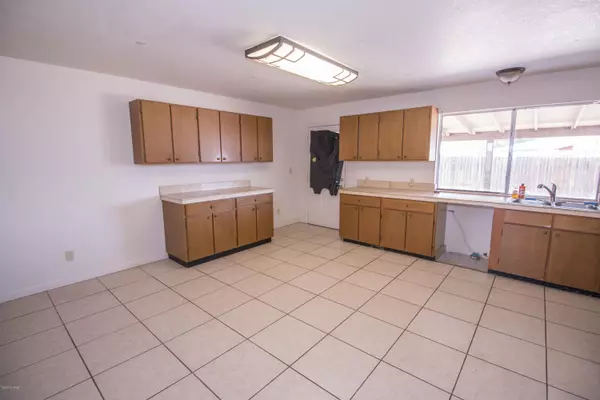 Tucson, AZ 85730,8630 E Toronto Place