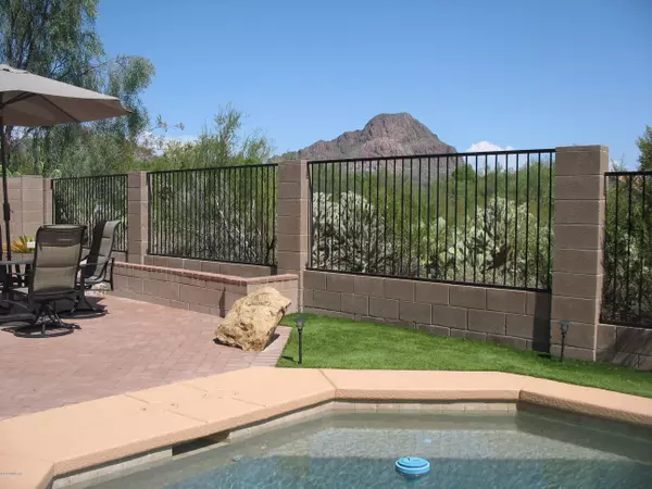 3409 S Desert Motif Road, Tucson, AZ 85735