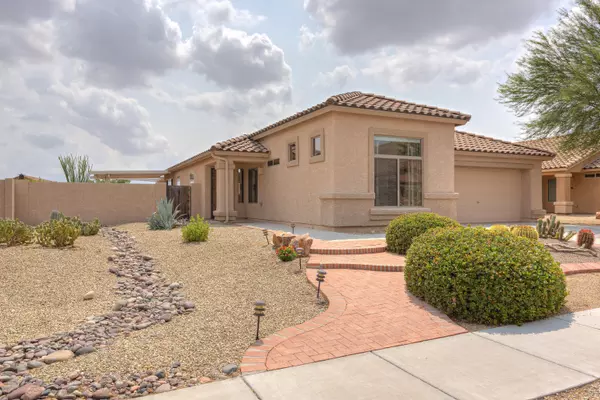 661 W Via Alamos, Green Valley, AZ 85614