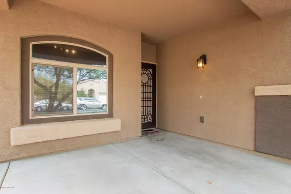 Marana, AZ 85653,8767 W Saguaro Moon Road