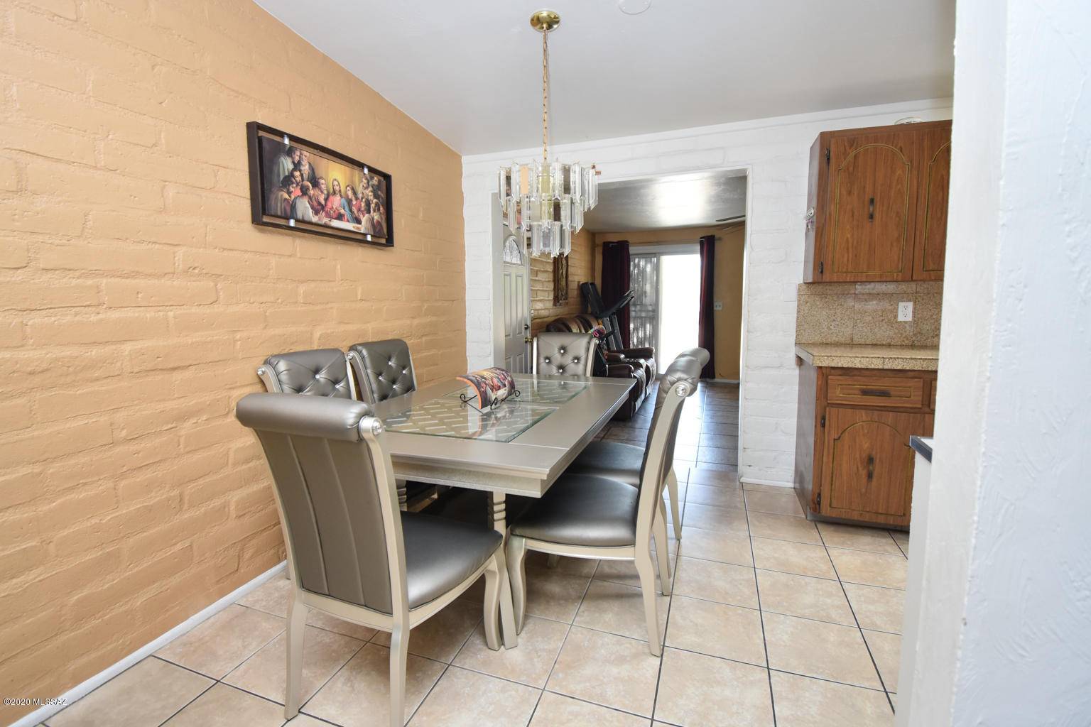 Tucson, AZ 85712,5834 E Waverly Street