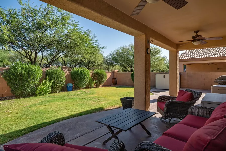 453 E Camino Rancho Seguro, Sahuarita, AZ 85629