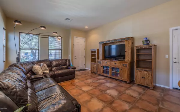 Vail, AZ 85641,12511 E Rust Canyon Place