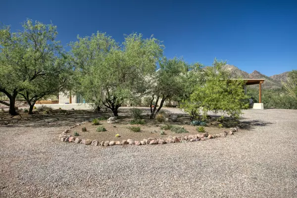 12 Tirso Lane, Tubac, AZ 85646