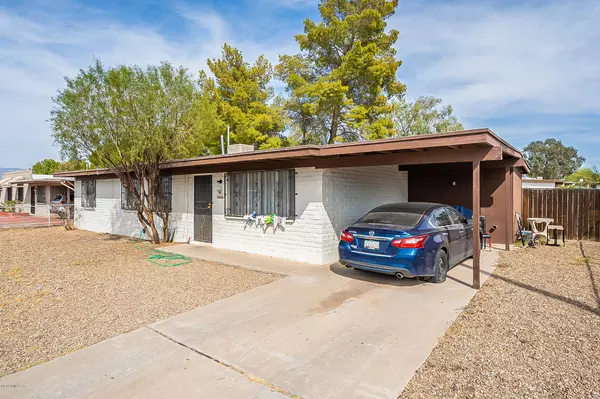 3921 S Winter Palm Drive, Tucson, AZ 85730