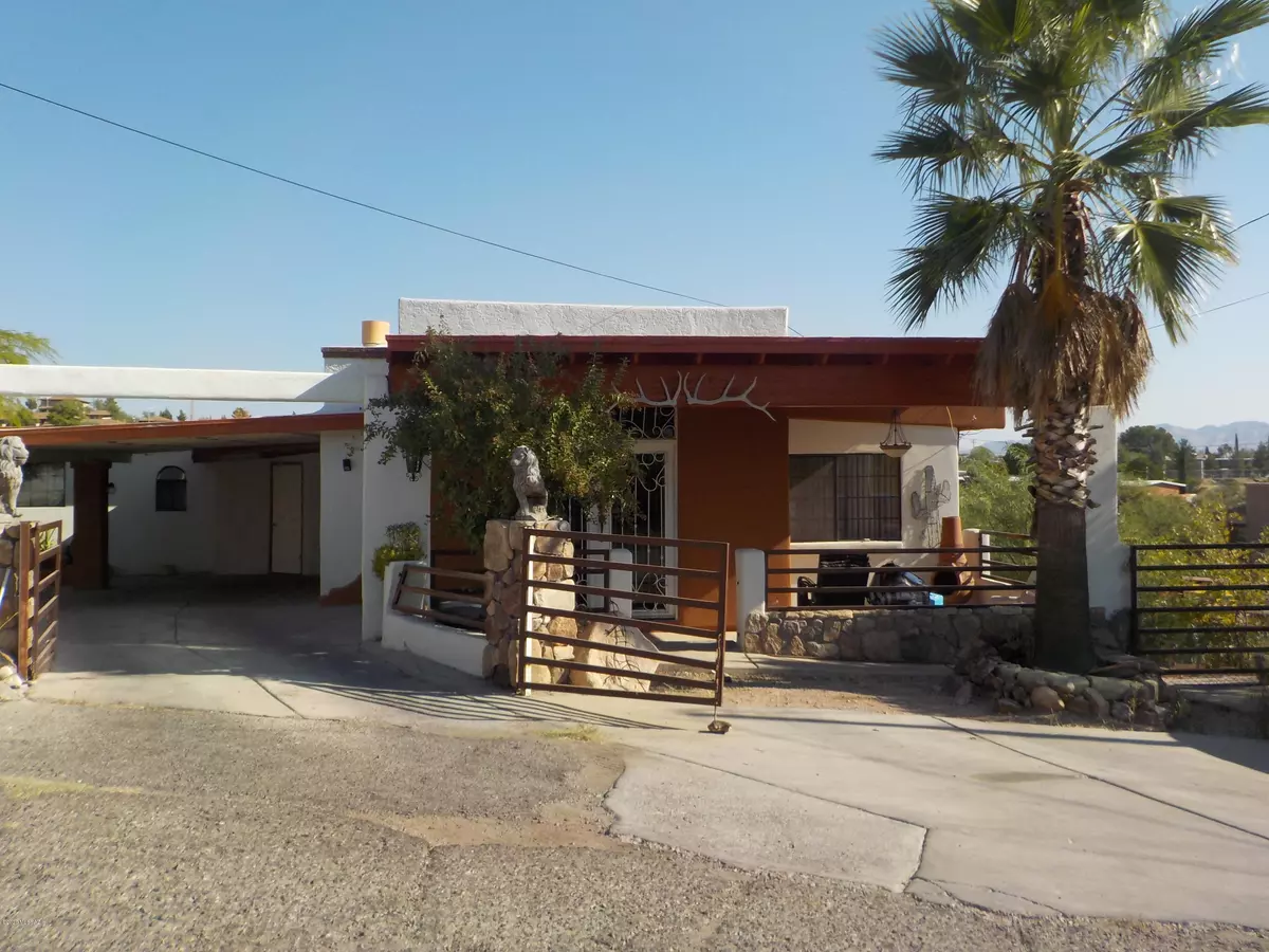 Nogales, AZ 85621,740 W Stephenson Street