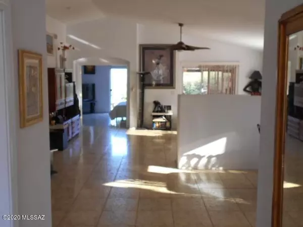 Tucson, AZ 85745,2252 W Silverbell Tree Drive