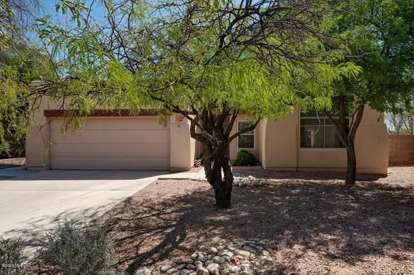 572 E Covered Wagon Drive, Tucson, AZ 85704