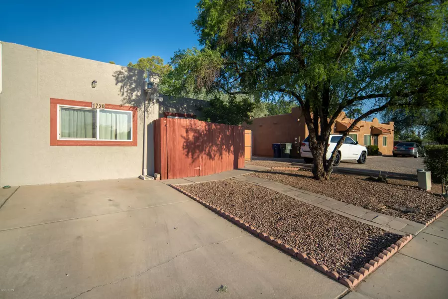 1720 N Frances Boulevard, Tucson, AZ 85712