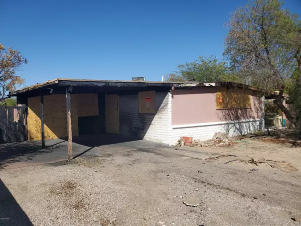 8133 E Victoria Drive, Tucson, AZ 85730