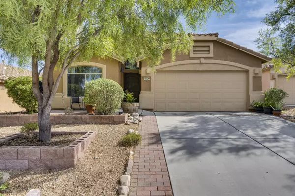 10829 S Piety Hill Drive, Vail, AZ 85641