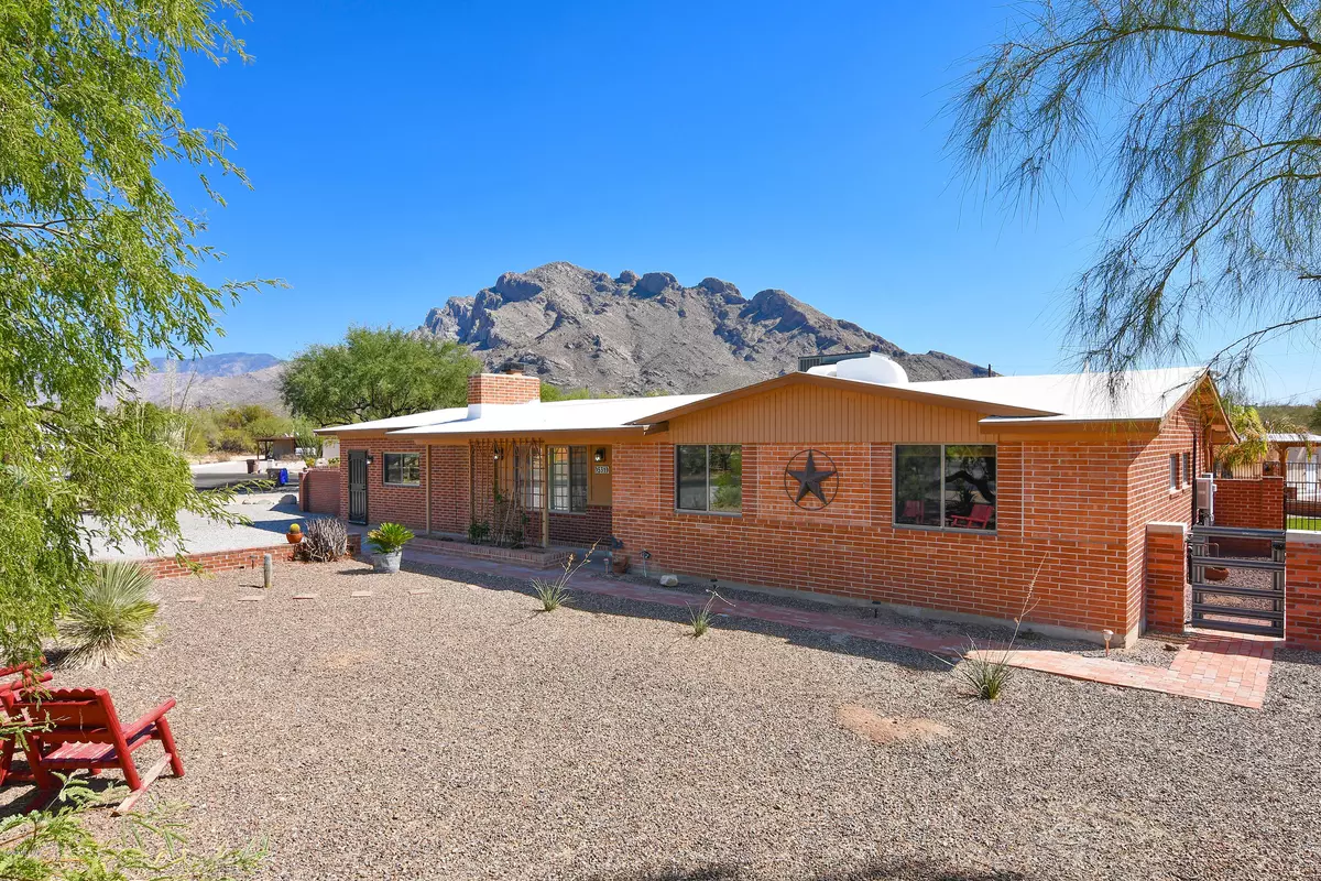 Oro Valley, AZ 85704,531 W Meadowbrook Place