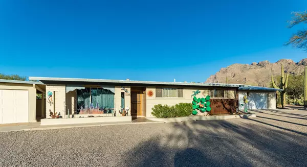 Oro Valley, AZ 85704,320 W Meadowbrook Drive