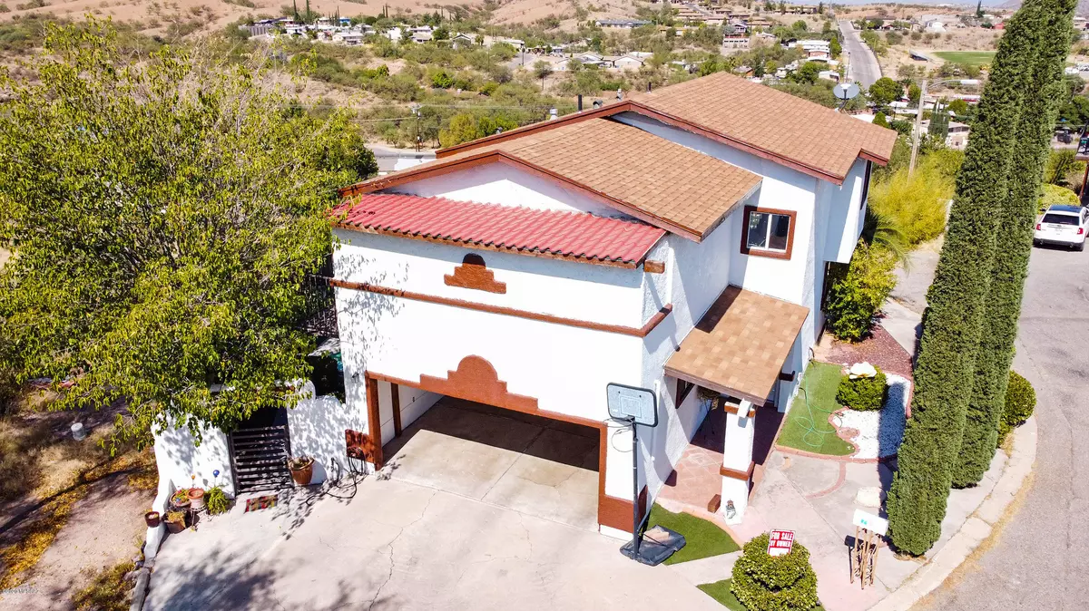 Nogales, AZ 85621,734 N Holm Circle