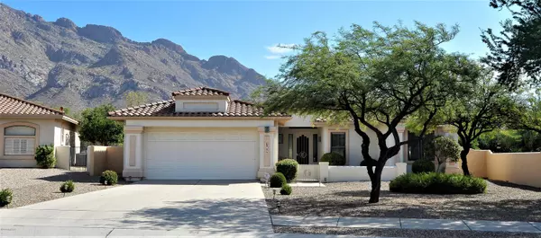 108 E Silverstone Place, Oro Valley, AZ 85737