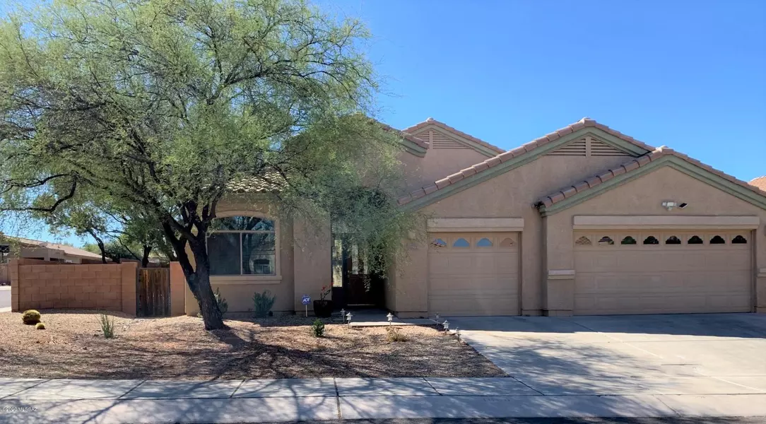 1068 E Mowry Wash Lane, Sahuarita, AZ 85629