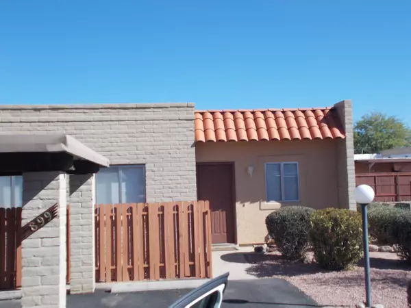 899 S Pantano Parkway, Tucson, AZ 85710