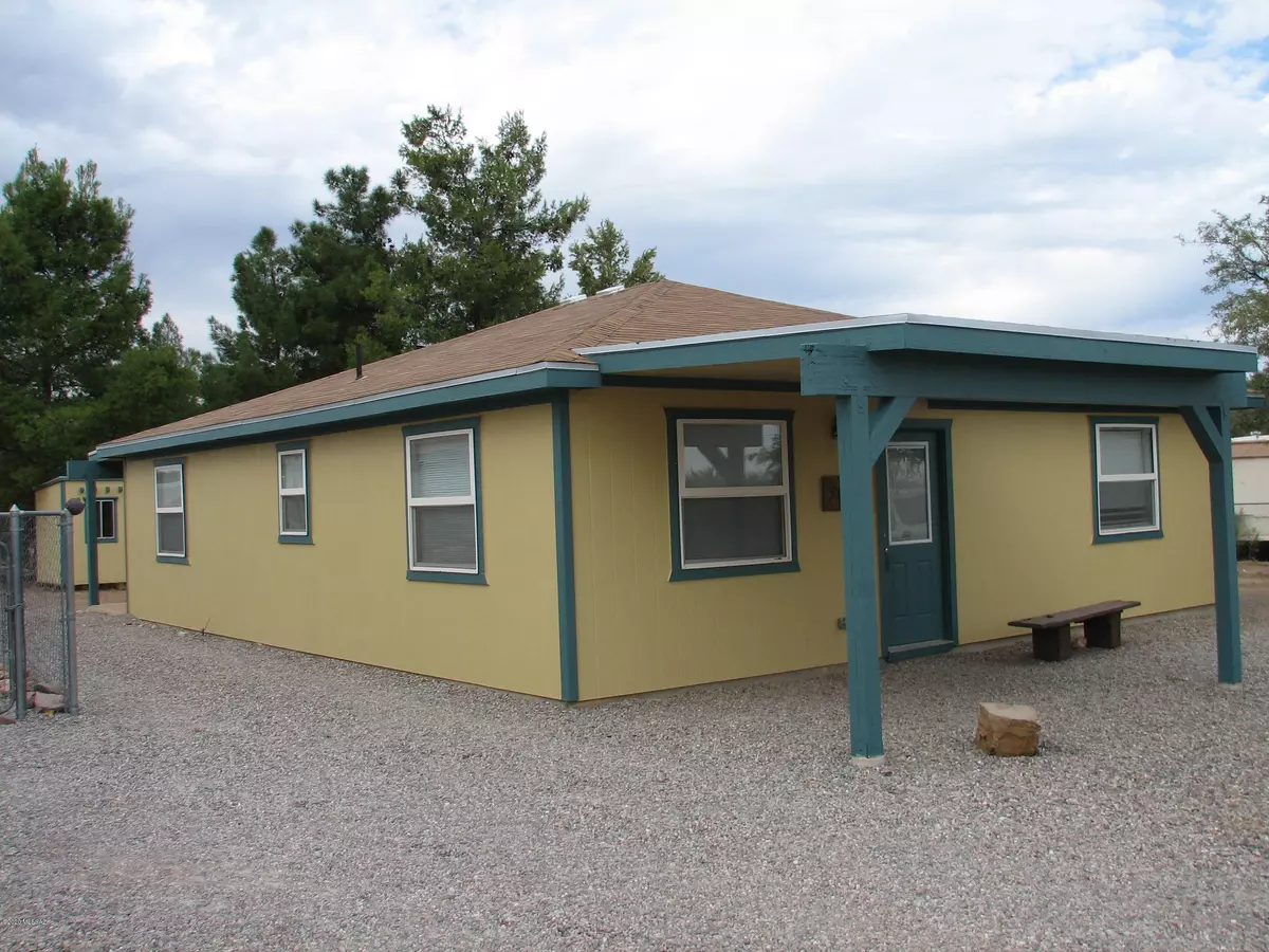 Benson, AZ 85602,512 N Cherokee Trail