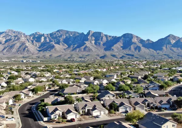 Oro Valley, AZ 85755,12884 N Meadview Way