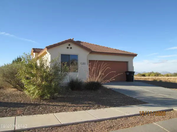 1689 S Moonshadow Drive, Benson, AZ 85602