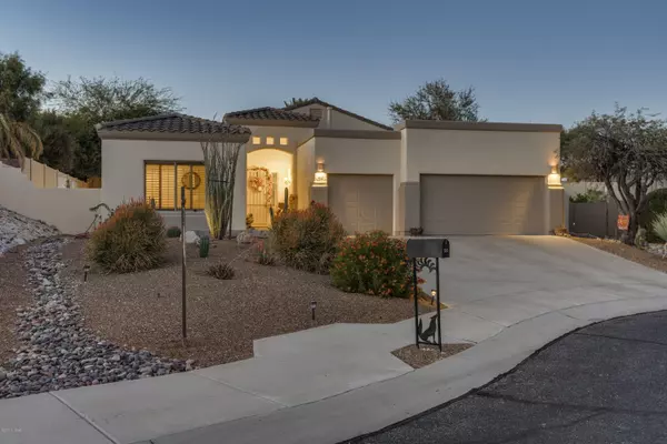 841 E Trenton Place, Oro Valley, AZ 85755