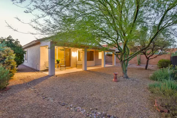 Oro Valley, AZ 85755,12180 N New Dawn Avenue