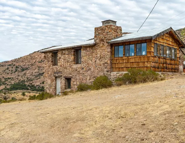 Bisbee, AZ 85603,2744 N Hannon Ranch Road