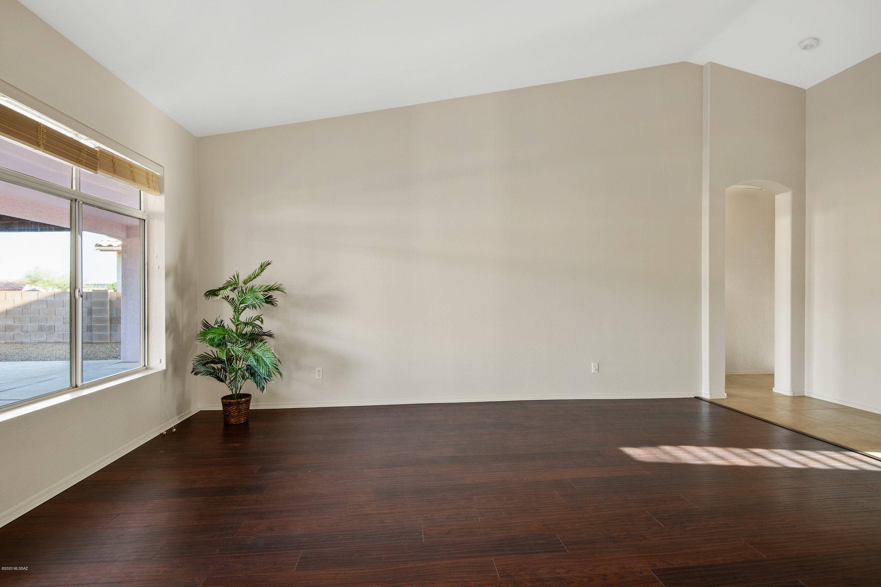 Tucson, AZ 85743,7774 W Running Bear Drive