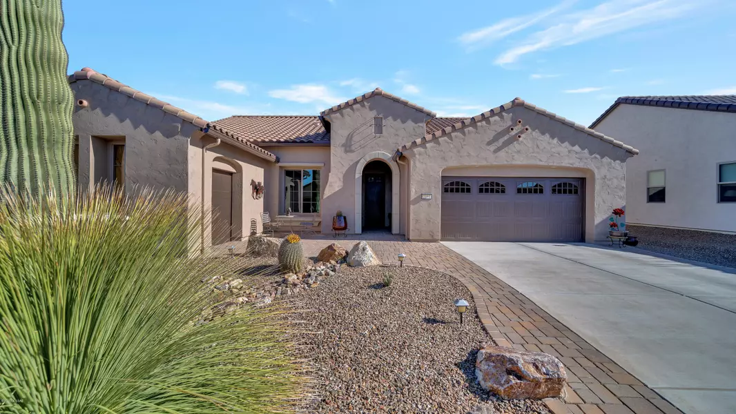 2191 E Spurwind Lane, Green Valley, AZ 85614