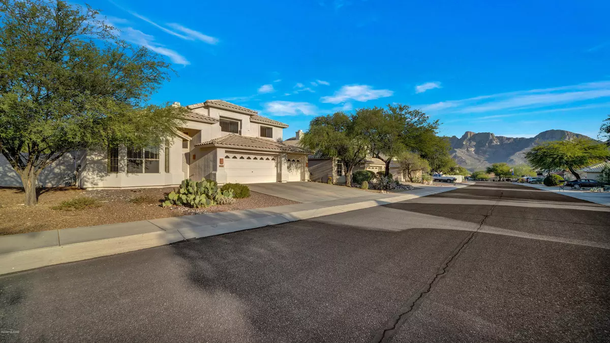 Oro Valley, AZ 85755,12324 N Echo Valley Drive